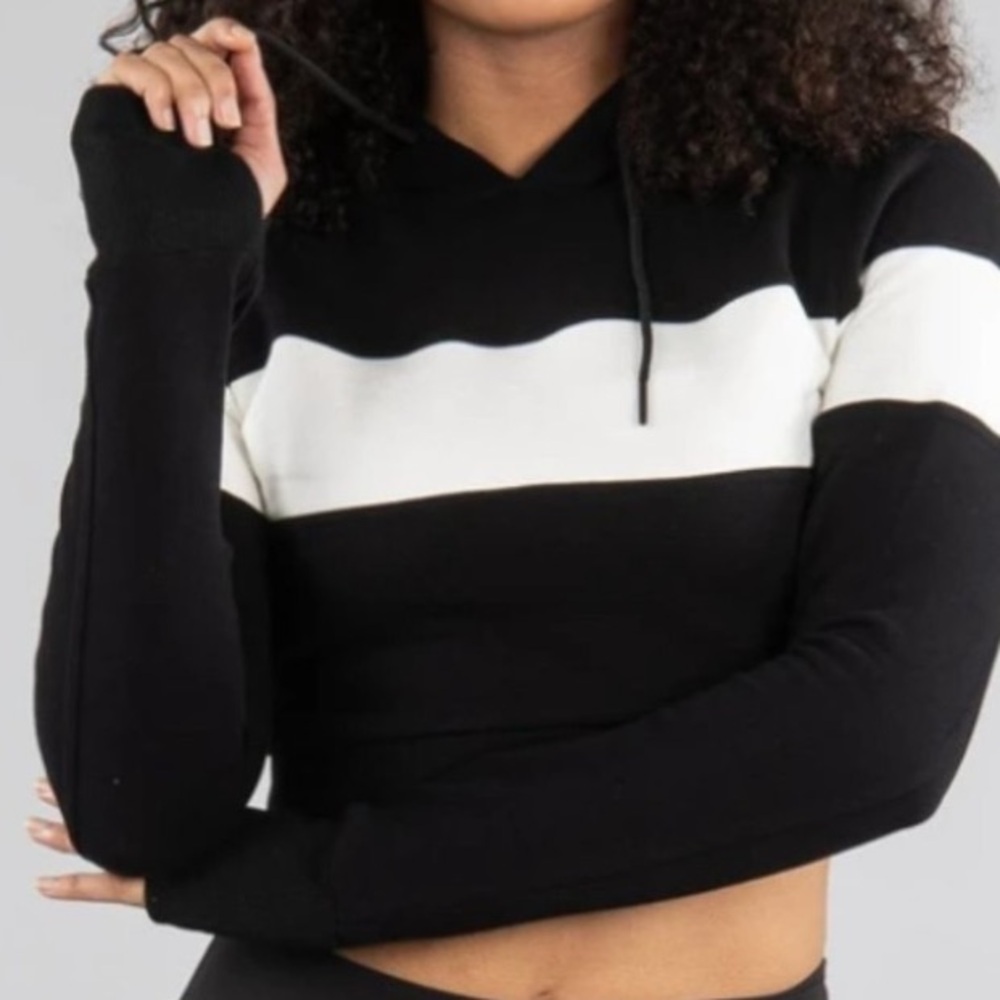 Cropped Buffbunny sweatshirt worn less than 5 times!